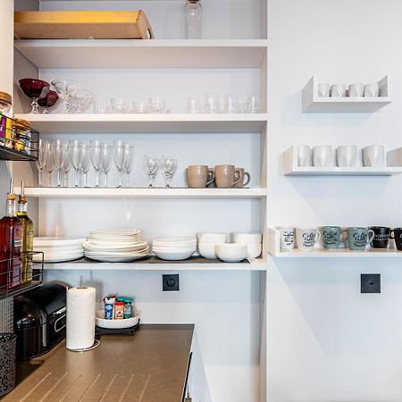 Modern Family Apartment Next To The Eiffel Tower Paris Exteriör bild