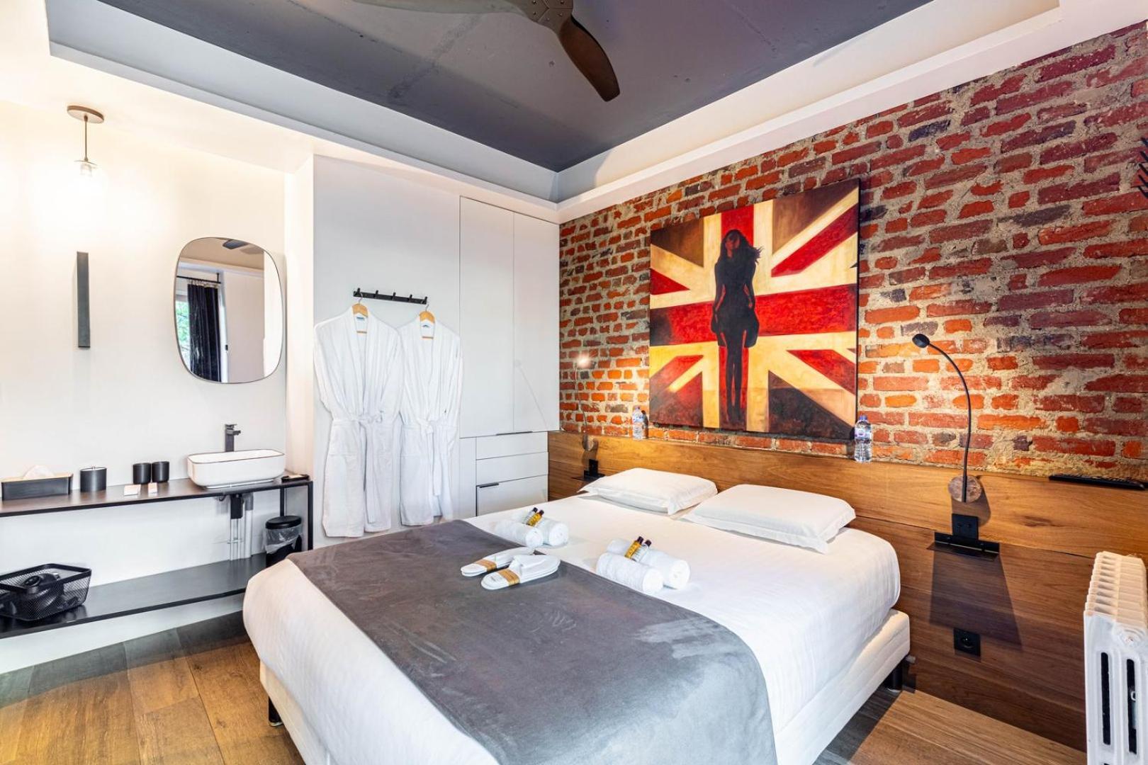 Modern Family Apartment Next To The Eiffel Tower Paris Exteriör bild