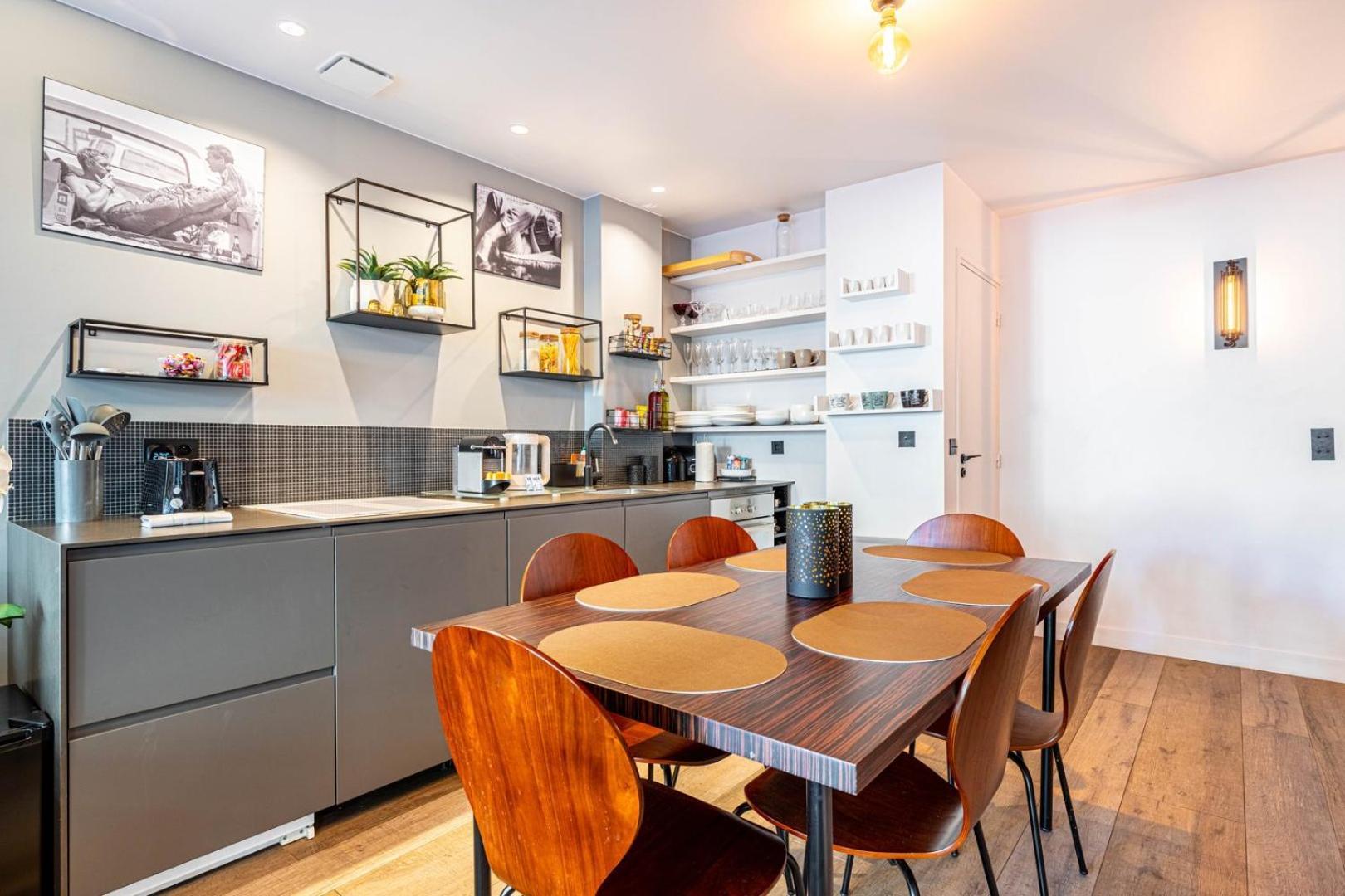 Modern Family Apartment Next To The Eiffel Tower Paris Exteriör bild